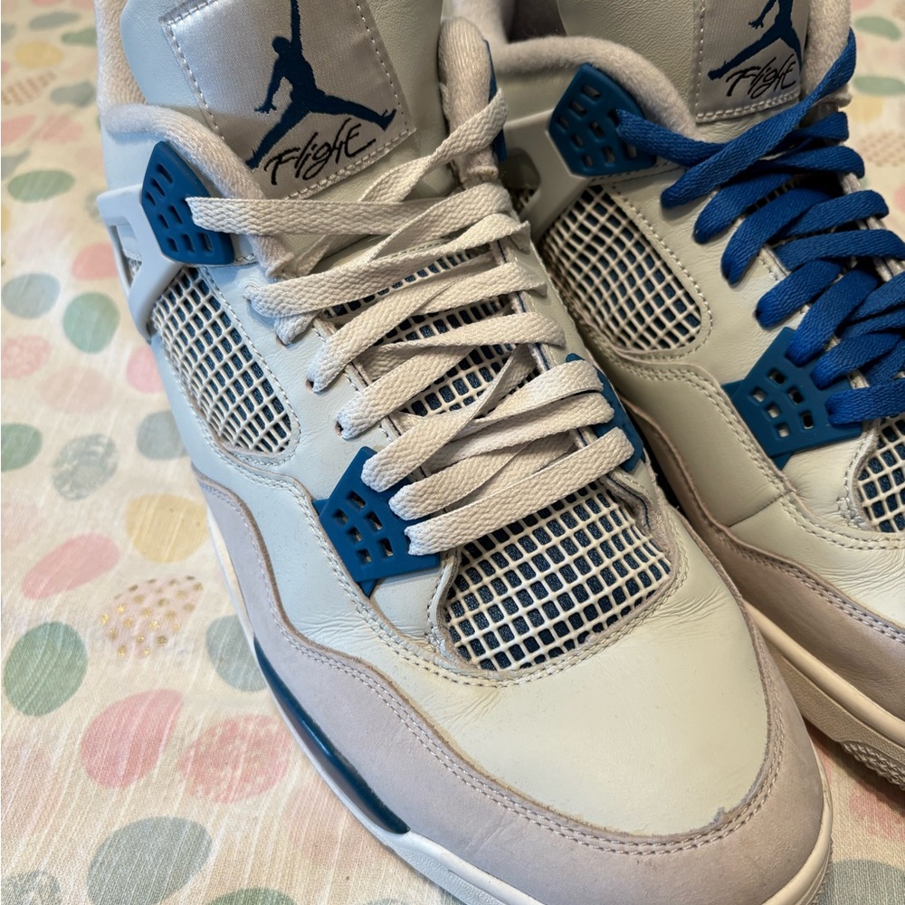 Jordan Retro 4 Military Blue size 13